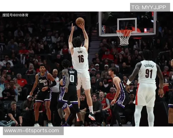 杨瀚森三分球初投命中后勇敢出手但命中率仍需提升